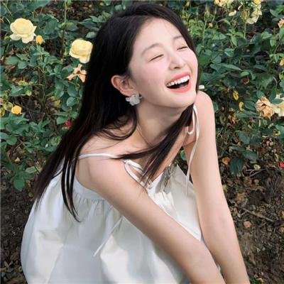 路边野花不要采